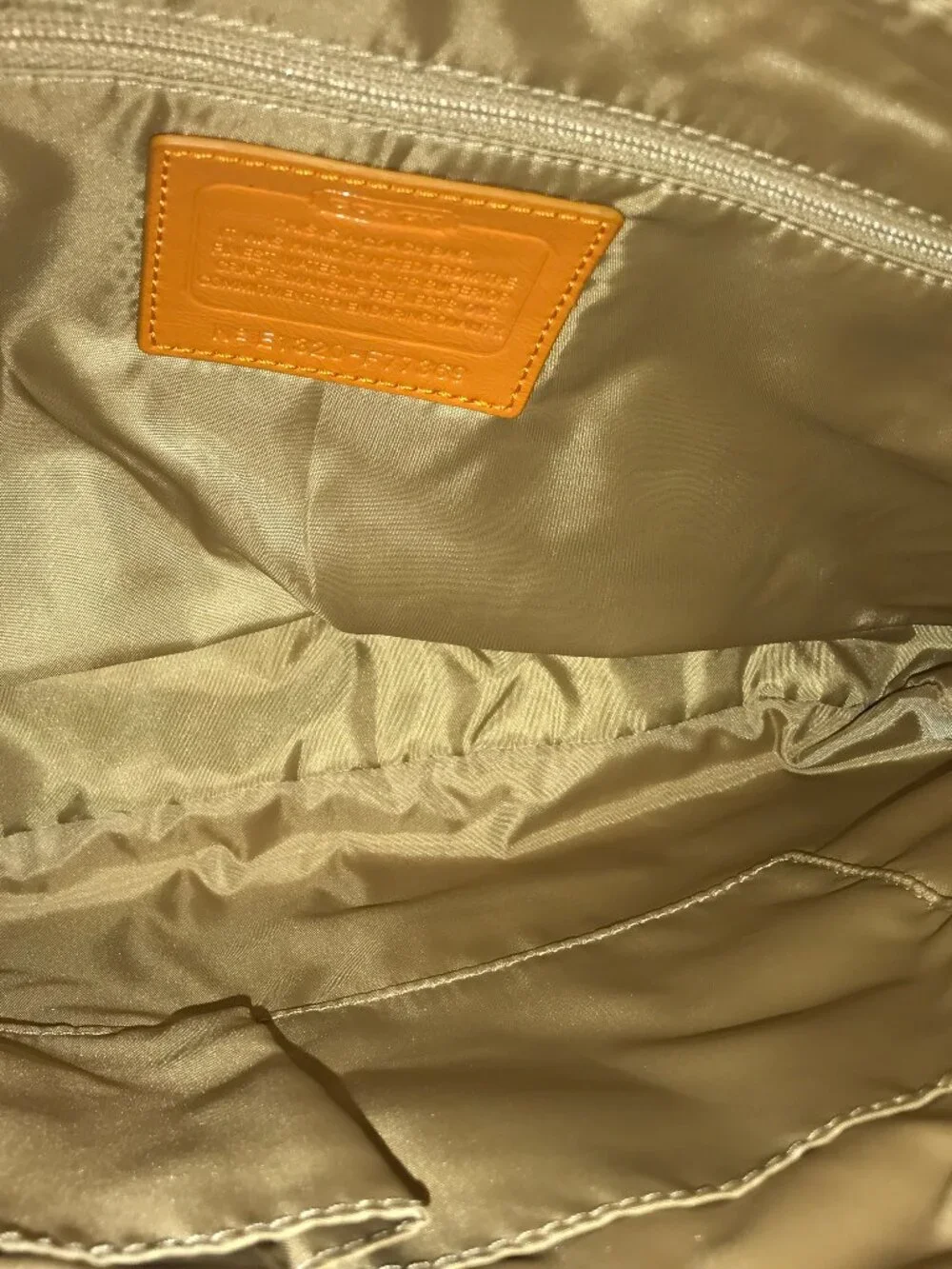 NWT Coach Signature Getaway Crossbody Orange Spice F77369 - Picture 10 of 15